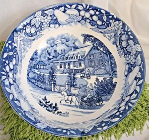Vintage Sanyei Japan Blue White Serving Bowl Fruit Border Country Scene 10x4